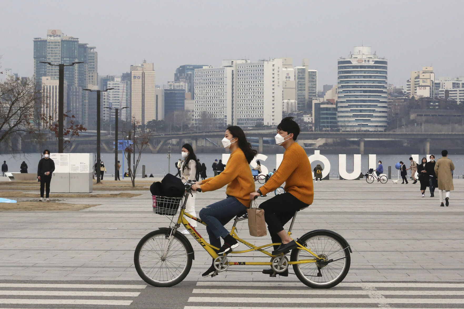 APTOPIX Virus Outbreak South Korea